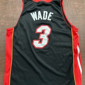 Dwayne Wade Miami Heat jersey